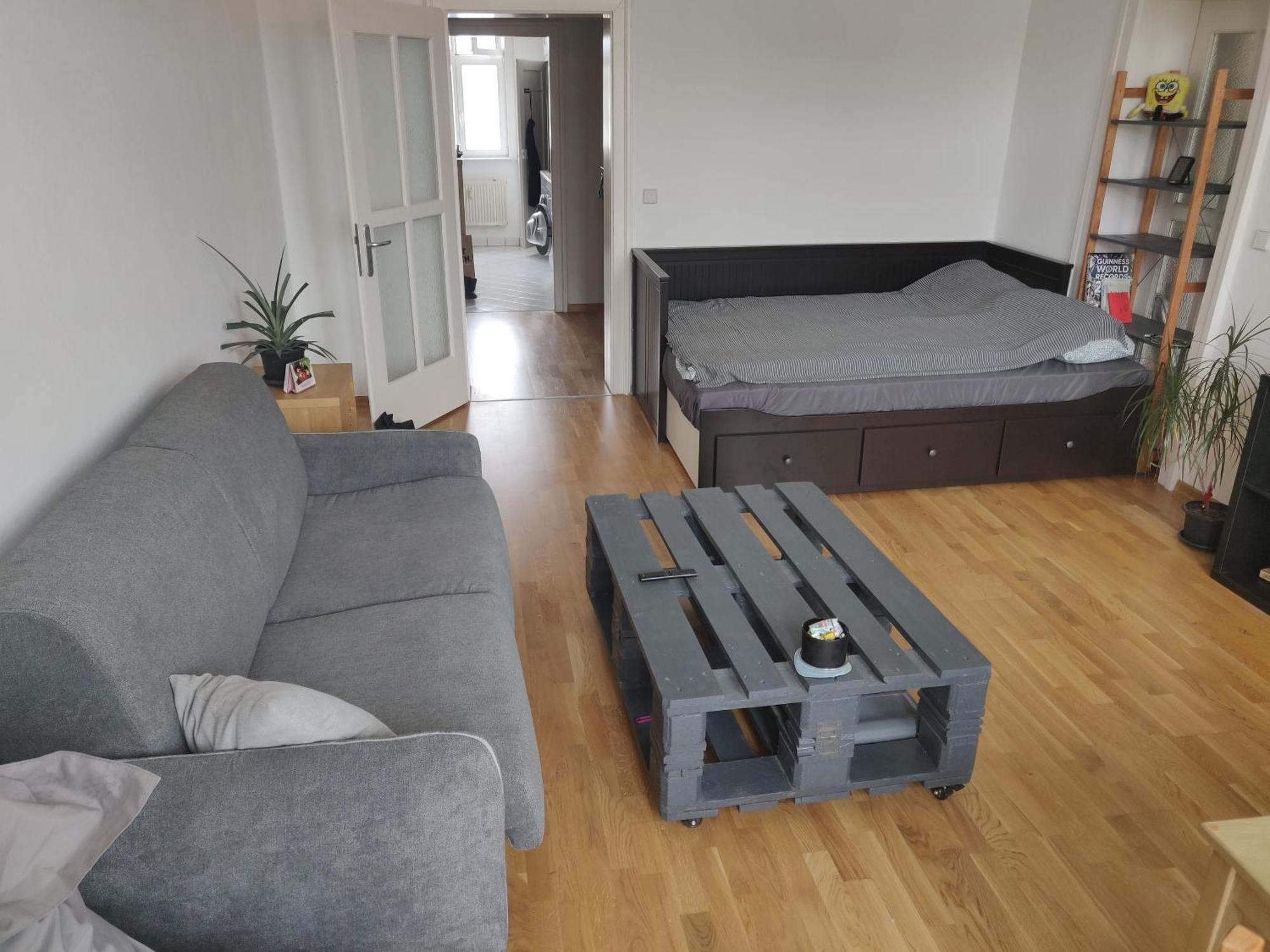Zwei Charmante Mit Wohnbereich In Zentraler Berliner Appartamento